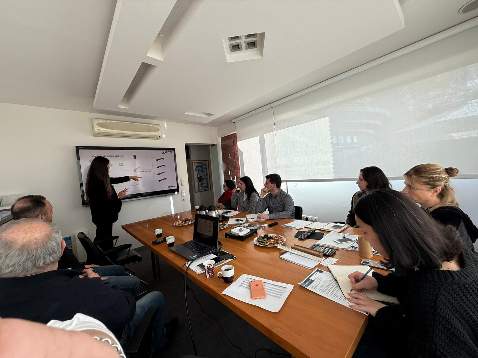 f30003c4-752d-405c-9112-08e2ce8e787b